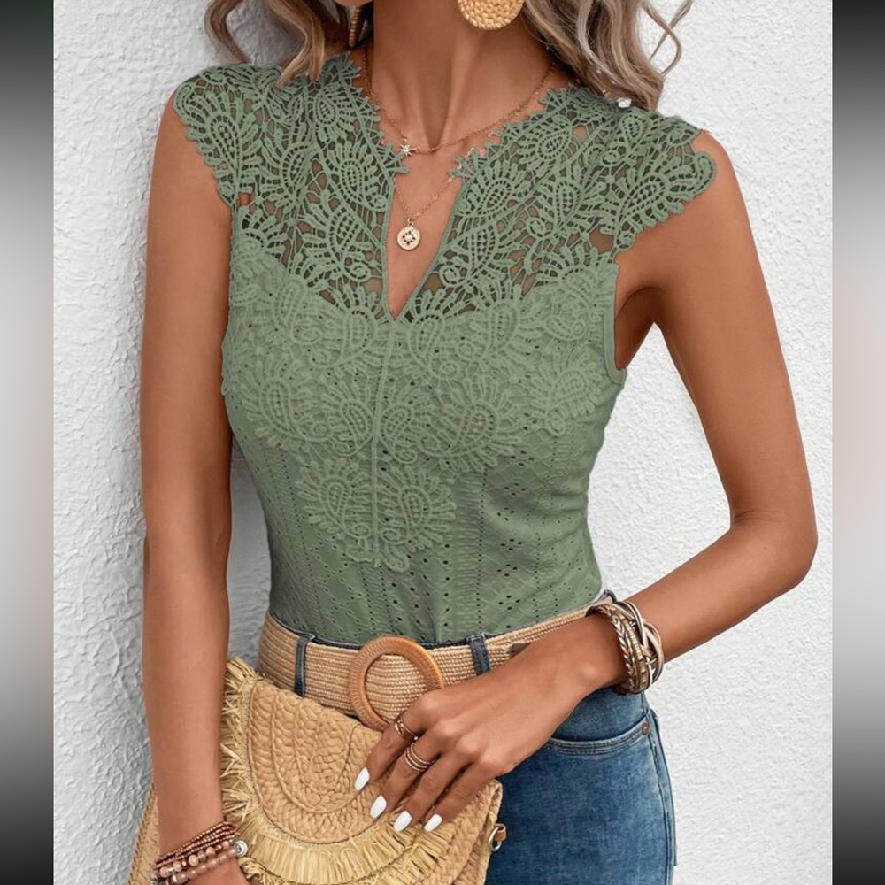 Boho lace bodysuit - Picture 3 of 16